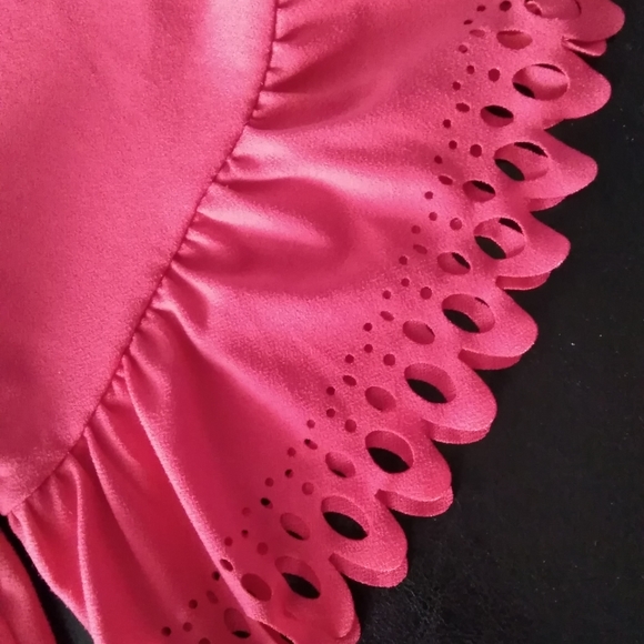 Banana Republic Barbie Vibes Top - Picture 7 of 16